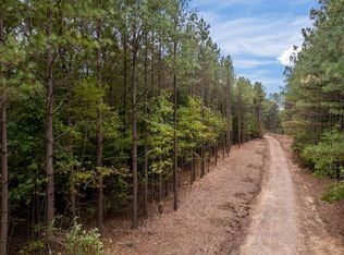 2 Wolf Haven Rd, Spencer, TN 38585