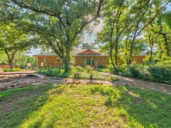 6405 Hidden Hills Dr, Edmond, OK 73034