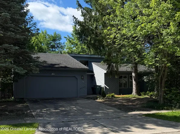 928 Whittier Dr, East Lansing, MI 48823