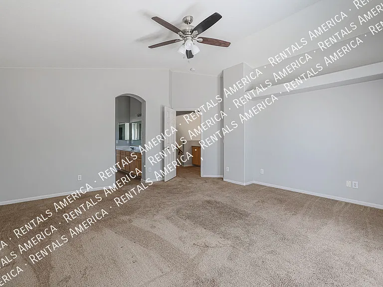 7441 W Fleetwood Ln — Photo 23