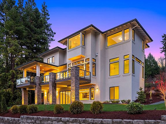 5th image of 2618 E Lake Sammamish Pkwy SE