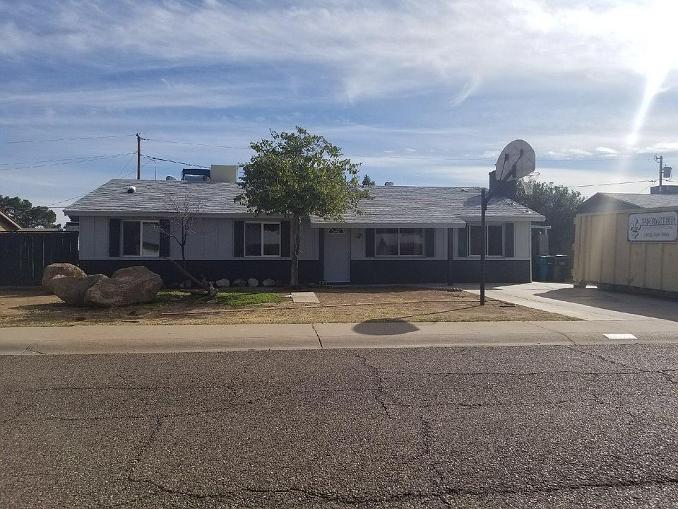 2nd image of 3471 E Sharon Dr