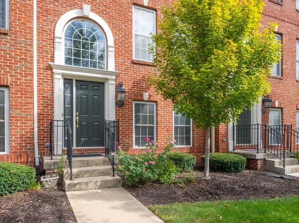 351 Autumn Dr, Carmel, IN 46032