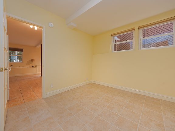 4th image of 126 Cortland Ave