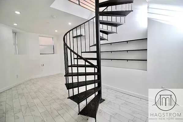 Rented by Hagstrom Management Inc | media 14