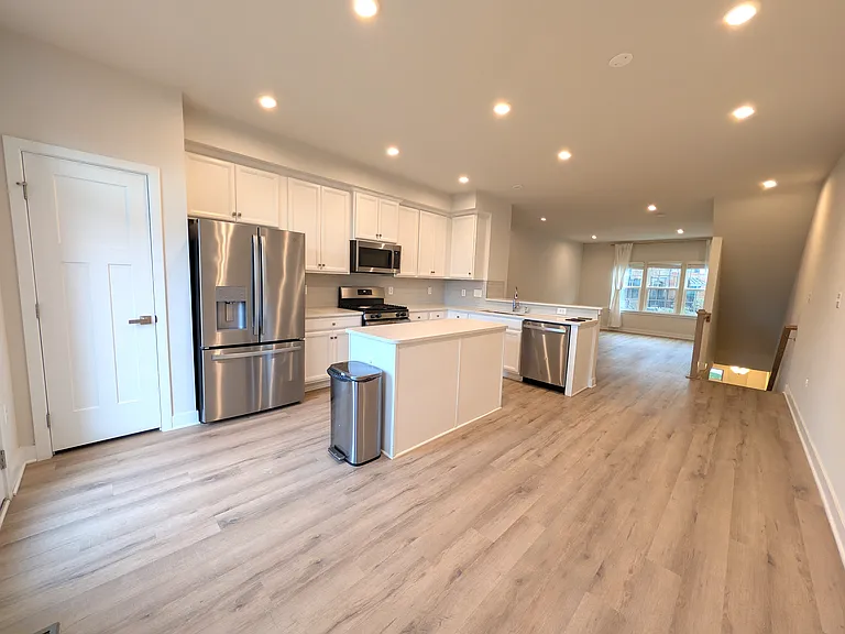2642 Jetstream Rd — Photo 4