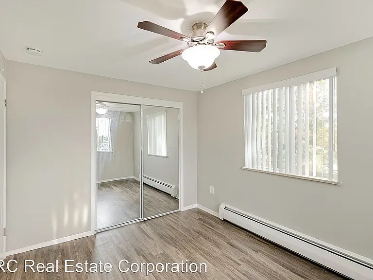 COTTONWOOD APARTMENTS — Photo 41
