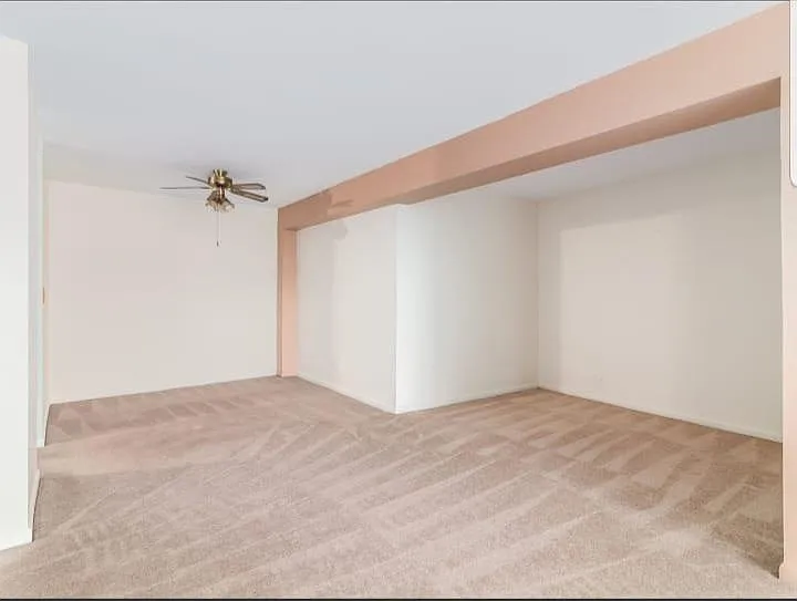 2201 S Stewart Ave — Photo 7