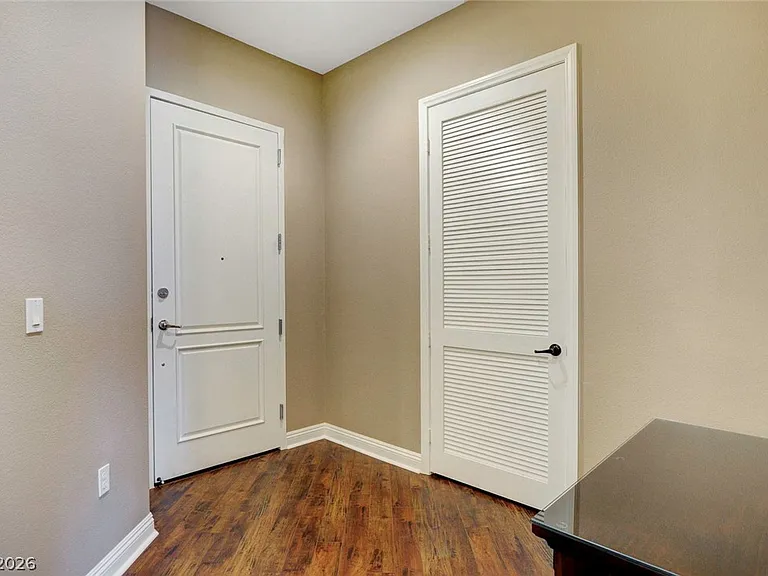 62 E Serene Ave #414 — Photo 14