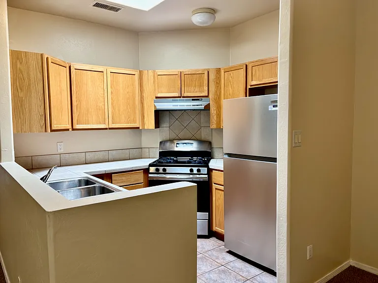 3067 Southern RR - B — Photo 5