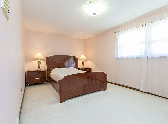 5th image of 10743 S Lavergne Ave