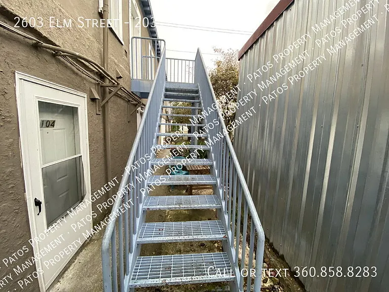 2603 Elm St #203 — Photo 5