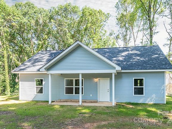 5th image of 647 Johns Ln
