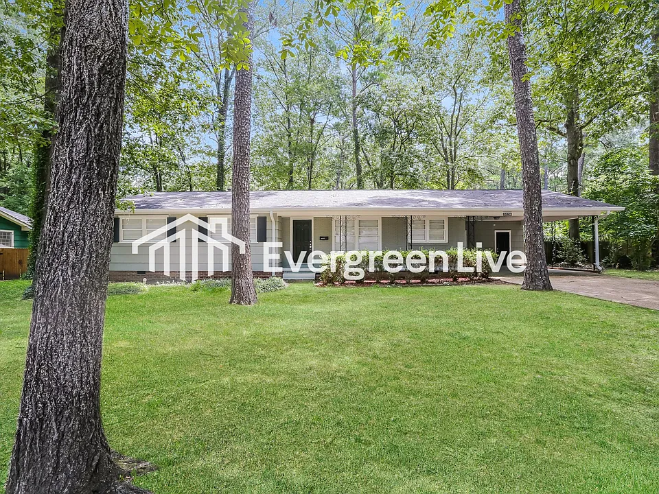 5538 Pine Lane Dr