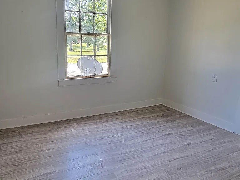 1008 Pine St — Photo 6