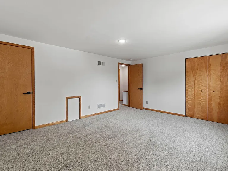 1105 Anna Ave — Photo 24