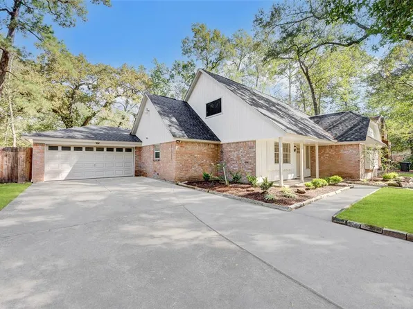 2207 Hidden Creek Drive, Kingwood, TX 77339