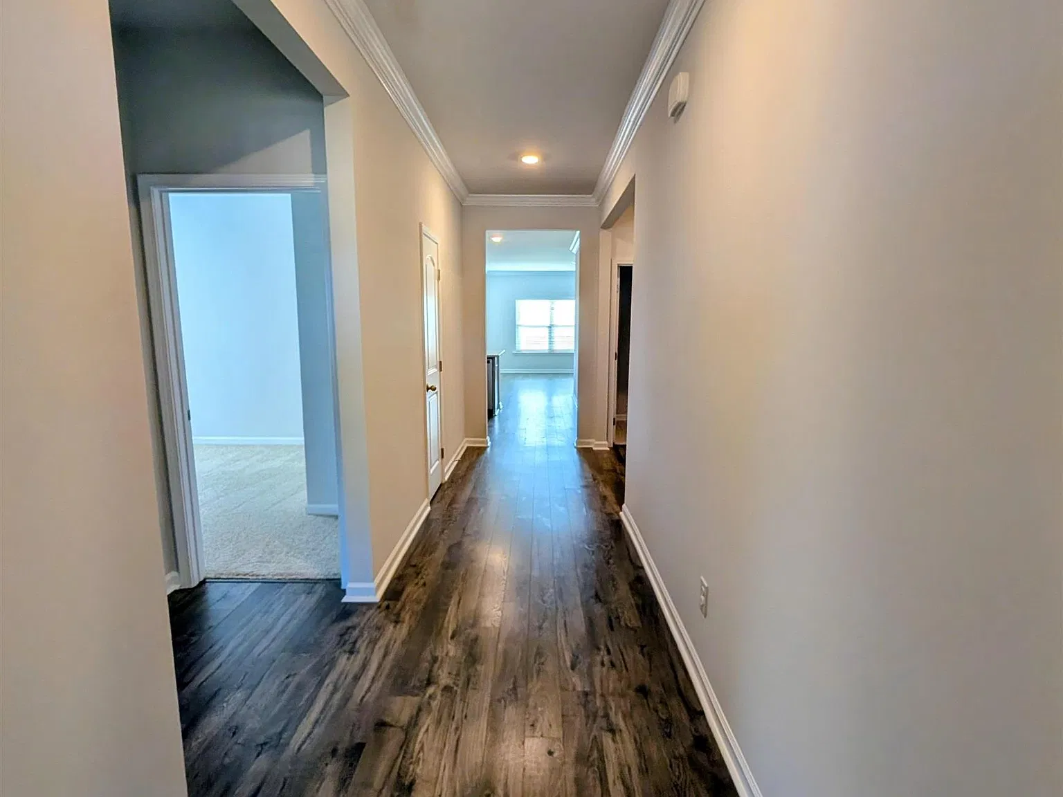 4 bed, 2.0 bath, 1884 sqft, $2,100 — Photo 4