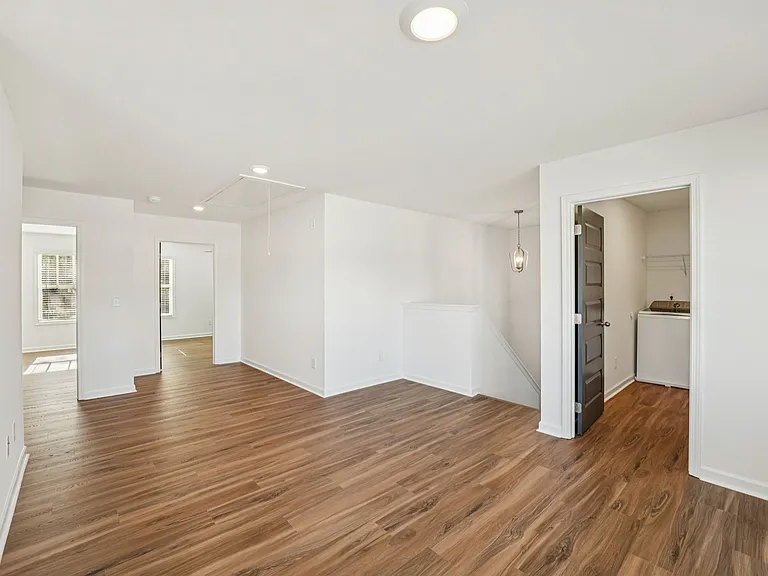 Quinn Residences at Dorchester Place — Photo 38
