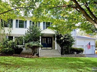 33 Woodland Rd, Demarest, NJ 07627