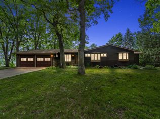 1212 Riverside Dr N, Hudson, WI 54016