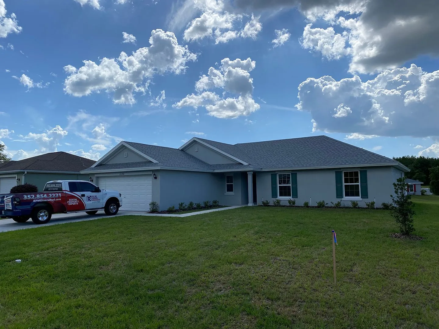 Desirable Sw Ocala Neighborhood 4/2/2 *Won't Last* — Photo 3