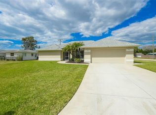 385 Pine Tree Rd, Venice, FL 34293