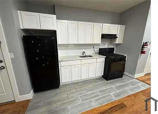 38 Tillinghast St #2L — Photo 1