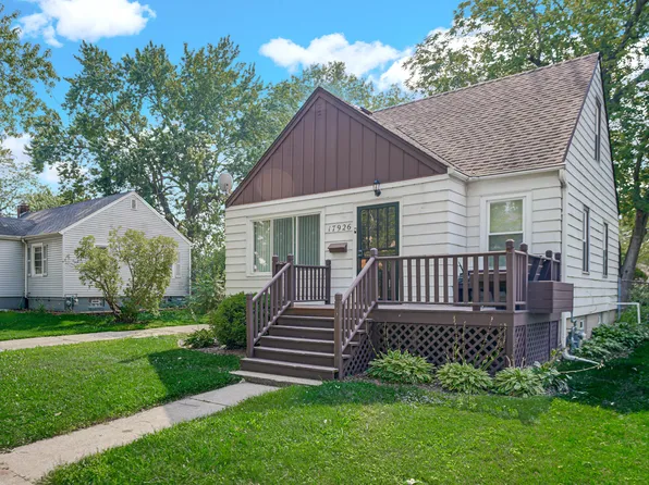 17926 Roy St, Lansing, IL 60438