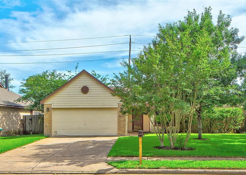 1st image of 22131 Eagle Meadow Dr