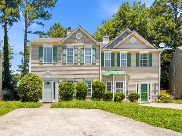 2945 Falling Water Point, Atlanta, GA 30349