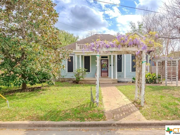 305 W Brazos St, Victoria, TX 77901