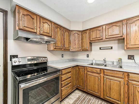 5th image of 1290 Addison Dr