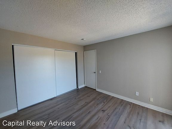 4th image of 1766 Cherry Ave APT G
