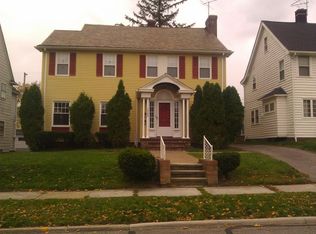 3382 Westbury Rd Shaker Heights Oh #44120, Cleveland, OH 44120