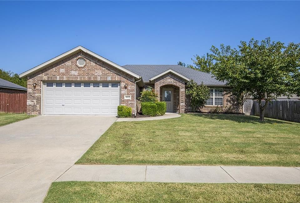 1st image of 4012 W Mahogany Dr