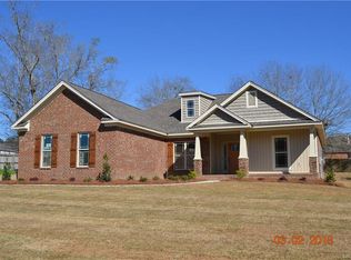 577 River Birch Dr, Prattville, AL 36067