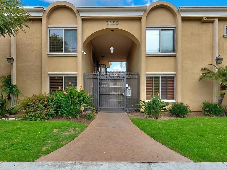 1450 Iris Ave #3 — Photo 1