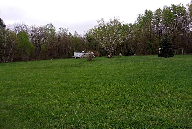 3rd image of LAKEVIEW Road