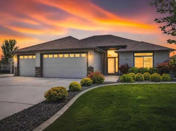 11414 Easton Dr, Pasco, WA 99301