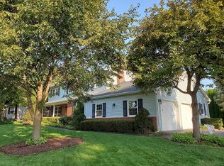21 Moccasin Bnd, Ballston Lake, NY 12019