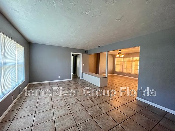 2nd image of 16415 Lake Ln