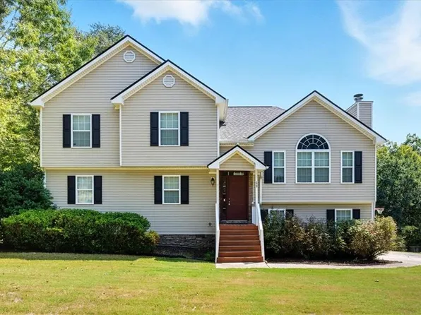 69 Hopkins Farm Dr, Adairsville, GA 30103