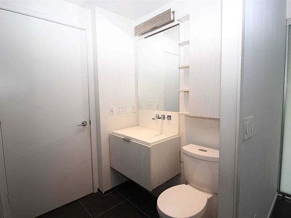 3rd image of 101 Charles St E #3108