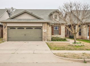 2202 Cobblestone Ct, Granbury, TX 76049