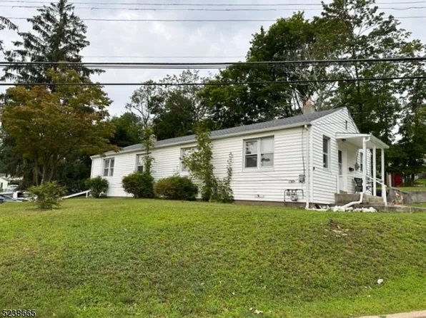 156 Washington Ave, Victory Gardens Boro, NJ 07801