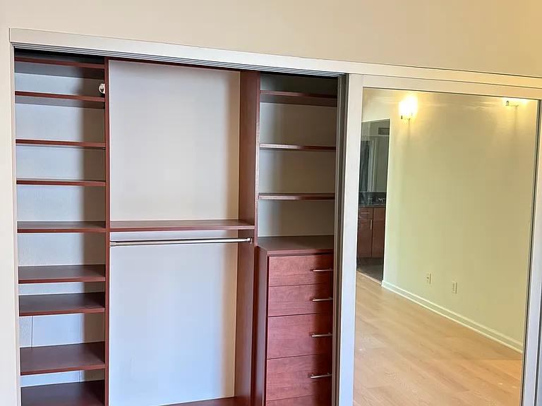 4846 McConnell Ave — Photo 7