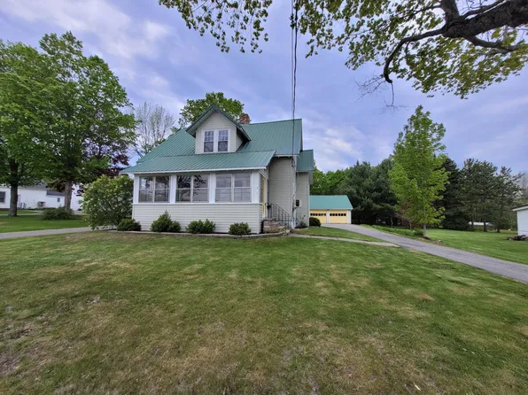 377 Somerset Avenue, Pittsfield, ME 04967