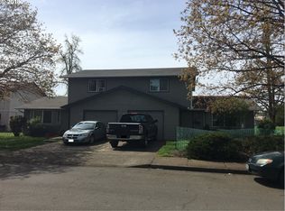 2843 Fiesta Dr, Springfield, OR 97477