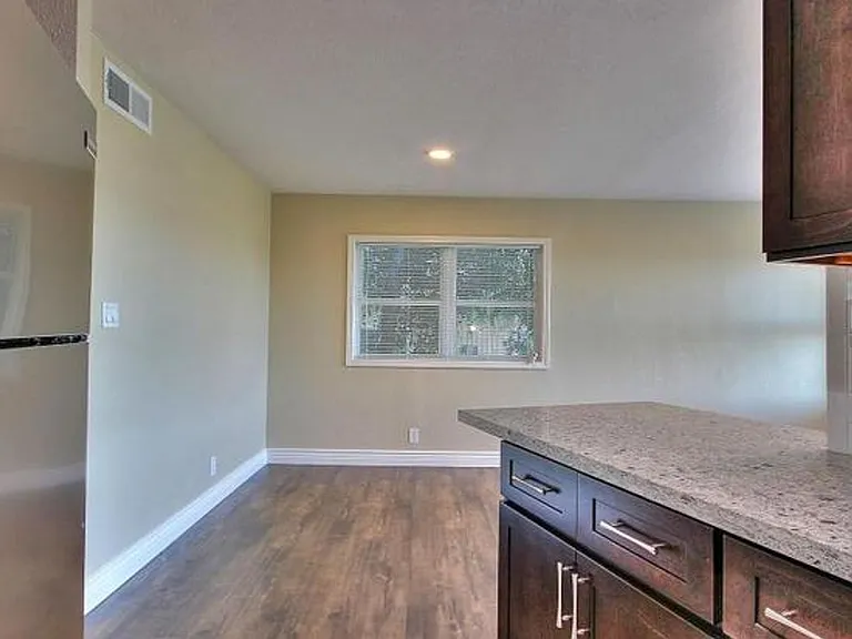 40 Carquinez Scenic Dr — Photo 7